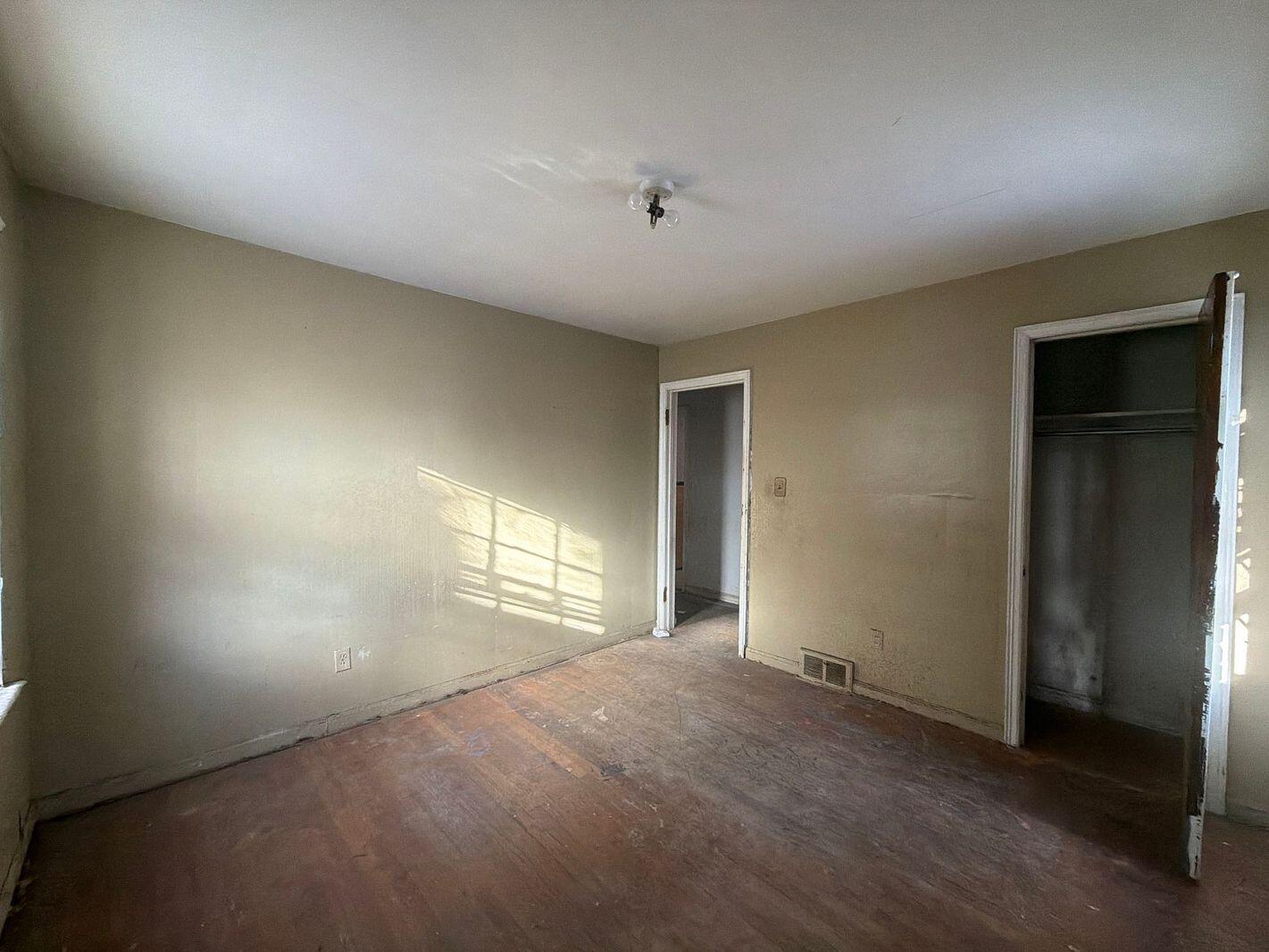 4320 Devonshire Road Detroit, MI 48224 - Photo 9 of 20 11