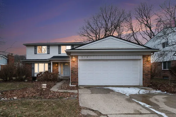 $345,000 | 5791 Larkins Drive, Troy, MI 48085