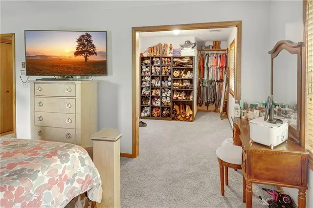 $625,000 | 25002 East Twin Pines Drive, Harrisonville, MO 64701