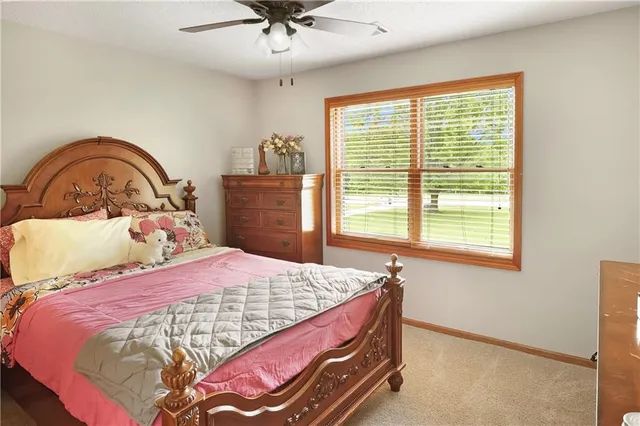 $625,000 | 25002 East Twin Pines Drive, Harrisonville, MO 64701