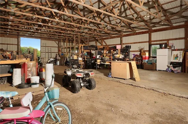 $625,000 | 25002 East Twin Pines Drive, Harrisonville, MO 64701