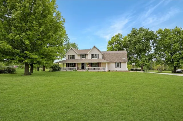 $625,000 | 25002 East Twin Pines Drive, Harrisonville, MO 64701