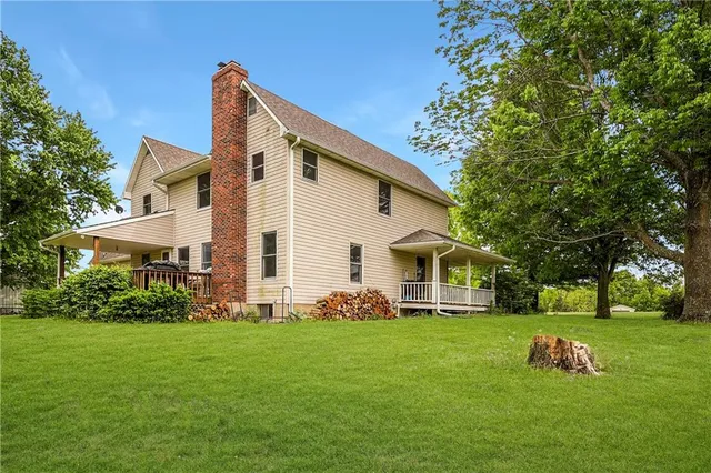 $625,000 | 25002 East Twin Pines Drive, Harrisonville, MO 64701