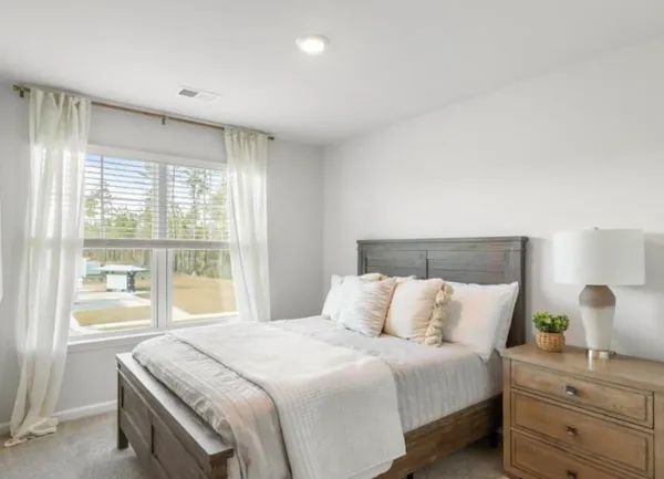 $2,200 | 174 Yarrow Way, Moncks Corner, SC 29461