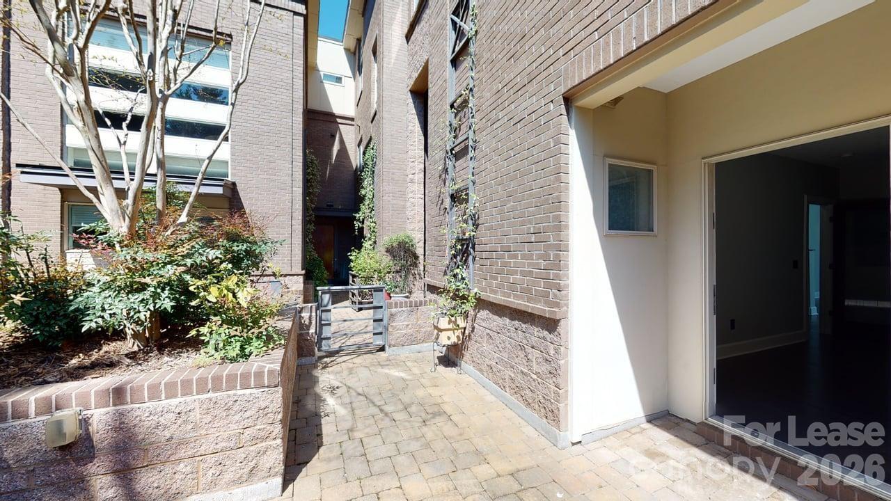 420 Queens Road, Unit 1 Charlotte, NC 28207 - Photo 12 of 19