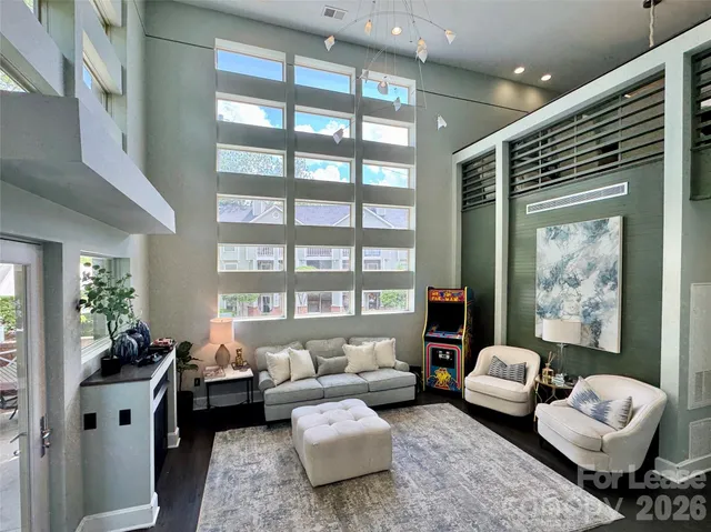 $5,000 | 420 Queens Road, Unit 1, Charlotte, NC 28207