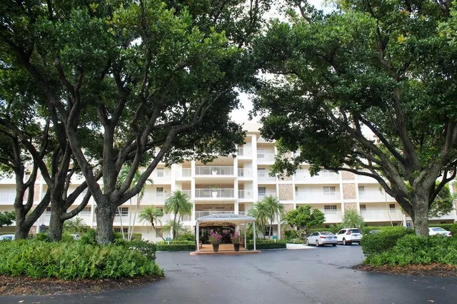$150,000 | 3503 Oaks Way, Unit 510, Pompano Beach, FL 33069
