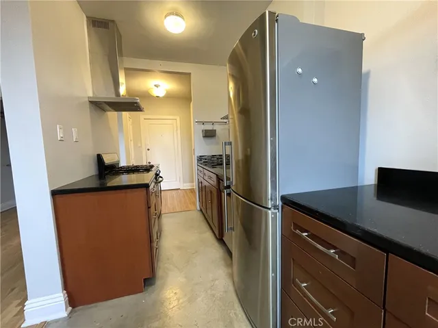 $1,895 | 315 West 3rd Street, Unit 507, Long Beach, CA 90802