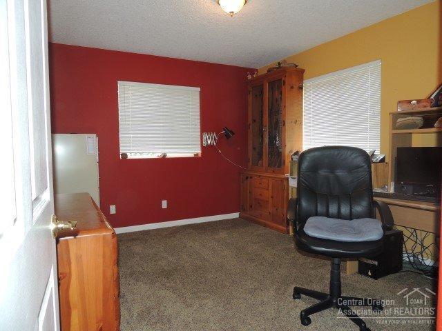 2983 Northeast Yellowpine Road Prineville, OR 97754 - Photo 11 of 22 Gallery Image 11