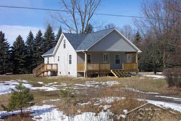 12250 Bueche Road Burt, MI 48417 - Photo 3 of 4 20048916-2.JPG