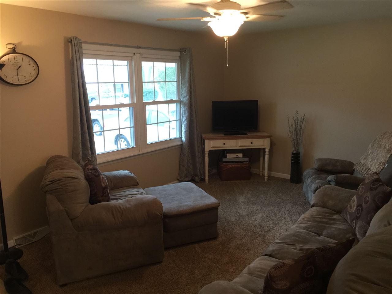 4138 Ridgeview Boulevard Vincennes, IN 47591 - Photo 2 of 16 Gallery Image 2