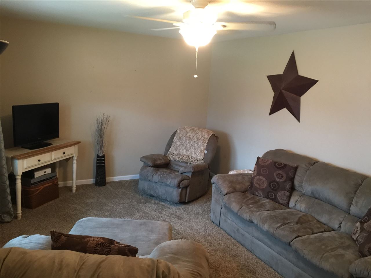 4138 Ridgeview Boulevard Vincennes, IN 47591 - Photo 3 of 16 Gallery Image 3