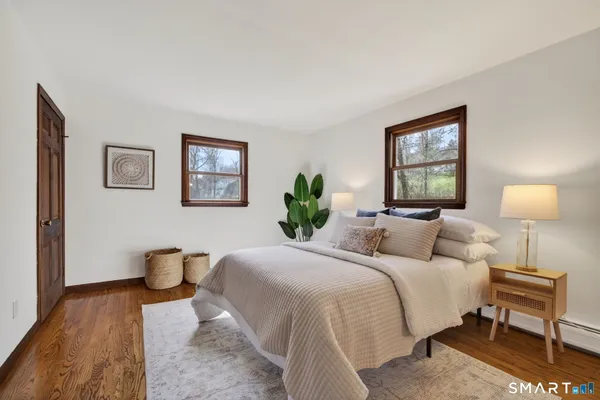 $679,000 | 21 Lillinonah Drive, Brookfield, CT 06804