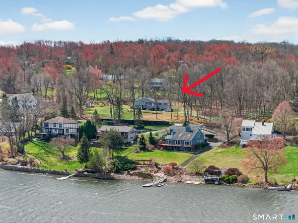 $679,000 | 21 Lillinonah Drive, Brookfield, CT 06804