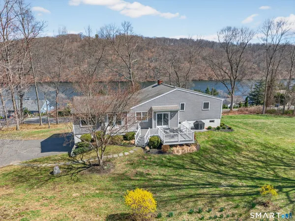 $679,000 | 21 Lillinonah Drive, Brookfield, CT 06804