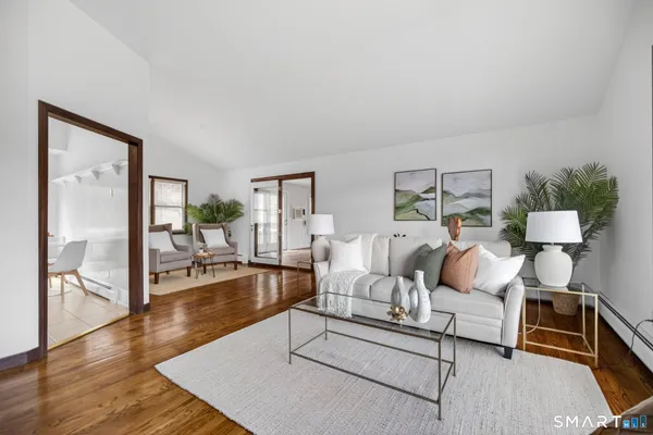 $679,000 | 21 Lillinonah Drive, Brookfield, CT 06804