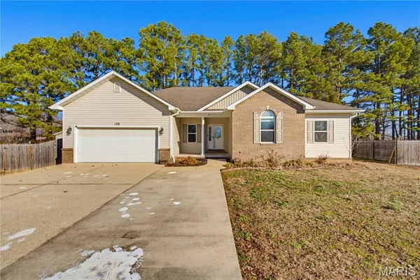 $249,900 | 179 Autumn Breeze Road, Poplar Bluff, MO 63901