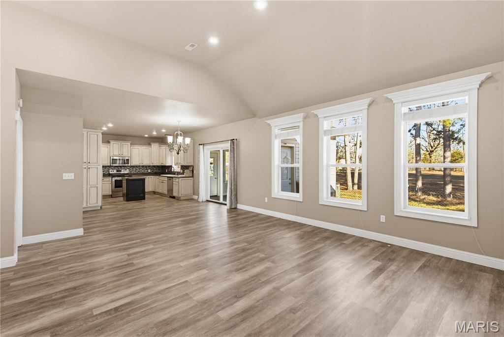 179 Autumn Breeze Road Poplar Bluff, MO 63901 - Photo 3 of 28