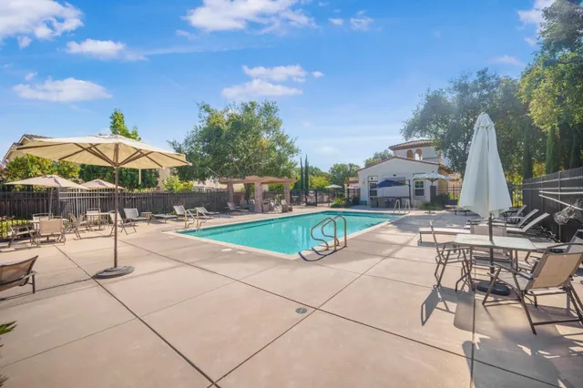 $1,950,000 | 215 Calle Del Rey, Morgan Hill, CA 95037