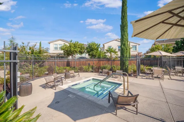 $1,950,000 | 215 Calle Del Rey, Morgan Hill, CA 95037