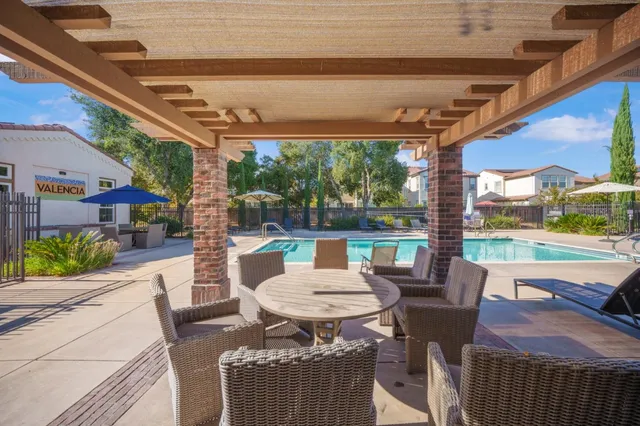 $1,950,000 | 215 Calle Del Rey, Morgan Hill, CA 95037