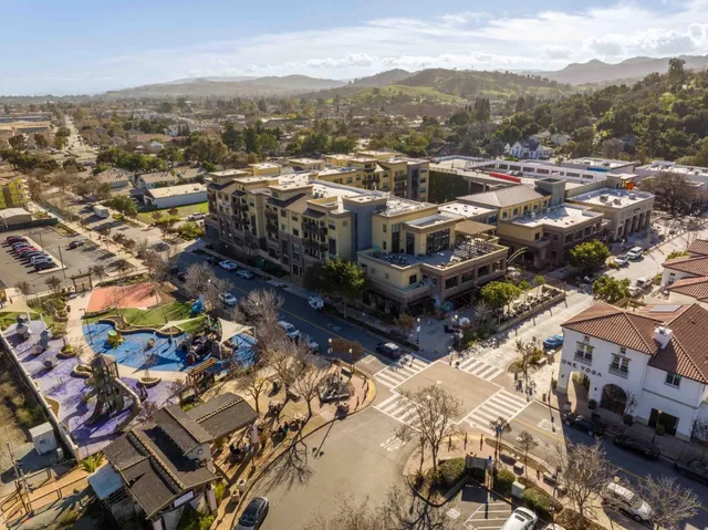 $1,950,000 | 215 Calle Del Rey, Morgan Hill, CA 95037