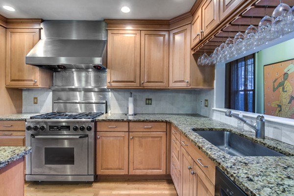 1 Dover Lane Lexington, MA 02421 - Photo 15 of 30 Gallery Image 15