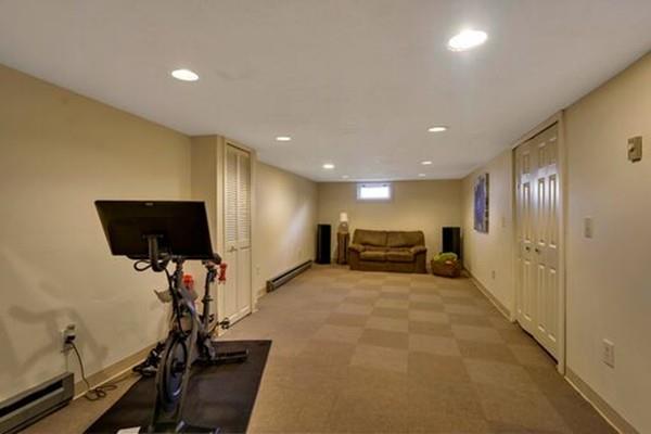 39 Essex Road Sharon, MA 02067 - Photo 17 of 22 Gallery Image 17