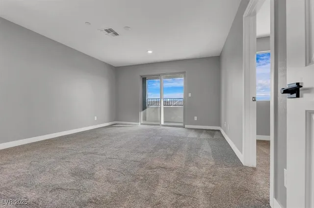 $2,499 | 514 Fairview Hills Street, Las Vegas, NV 89138