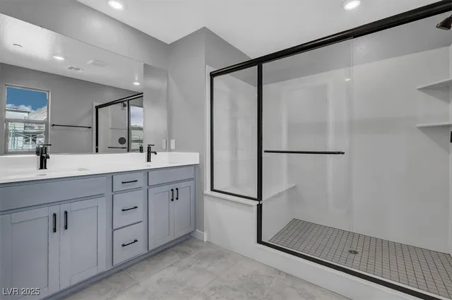 $2,499 | 514 Fairview Hills Street, Las Vegas, NV 89138