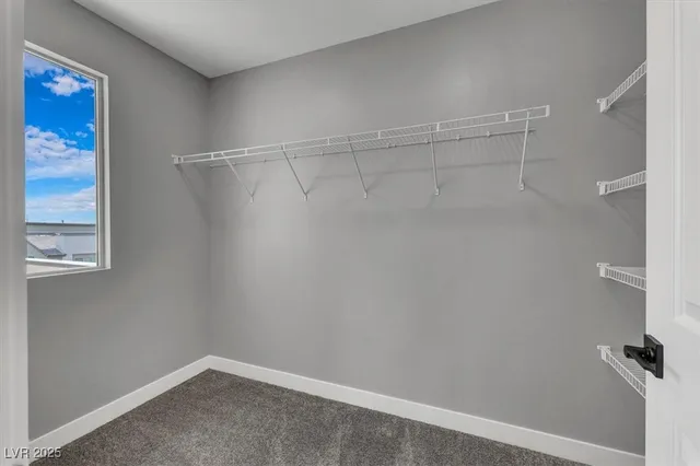 $2,499 | 514 Fairview Hills Street, Las Vegas, NV 89138