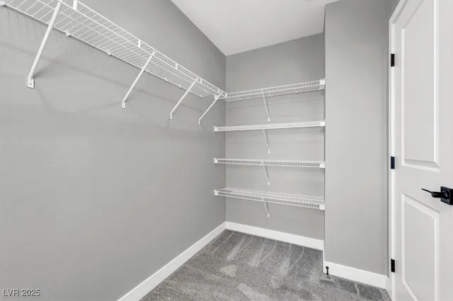 $2,499 | 514 Fairview Hills Street, Las Vegas, NV 89138