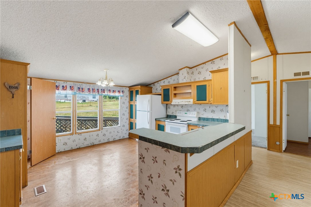 1506 Quail Point Drive Kempner, TX 76539 - Photo 8 of 32