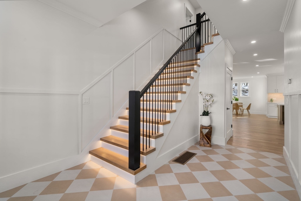 72 Valley Road Needham, MA 02492 - Photo 11 of 42