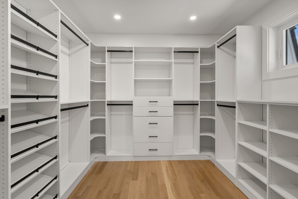 72 Valley Road Needham, MA 02492 - Photo 25 of 42