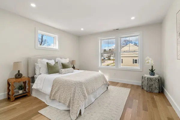 $2,725,000 | 72 Valley Road, Needham, MA 02492