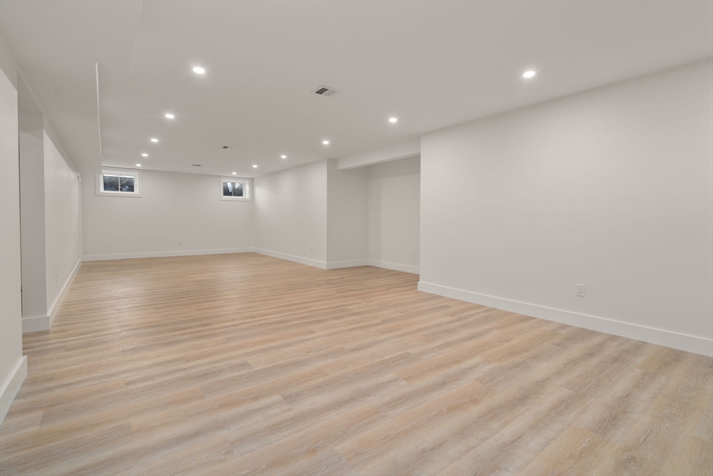 72 Valley Road Needham, MA 02492 - Photo 35 of 42