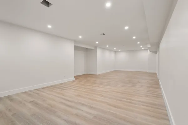 $2,725,000 | 72 Valley Road, Needham, MA 02492