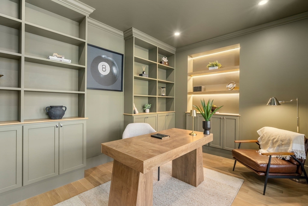 72 Valley Road Needham, MA 02492 - Photo 5 of 42