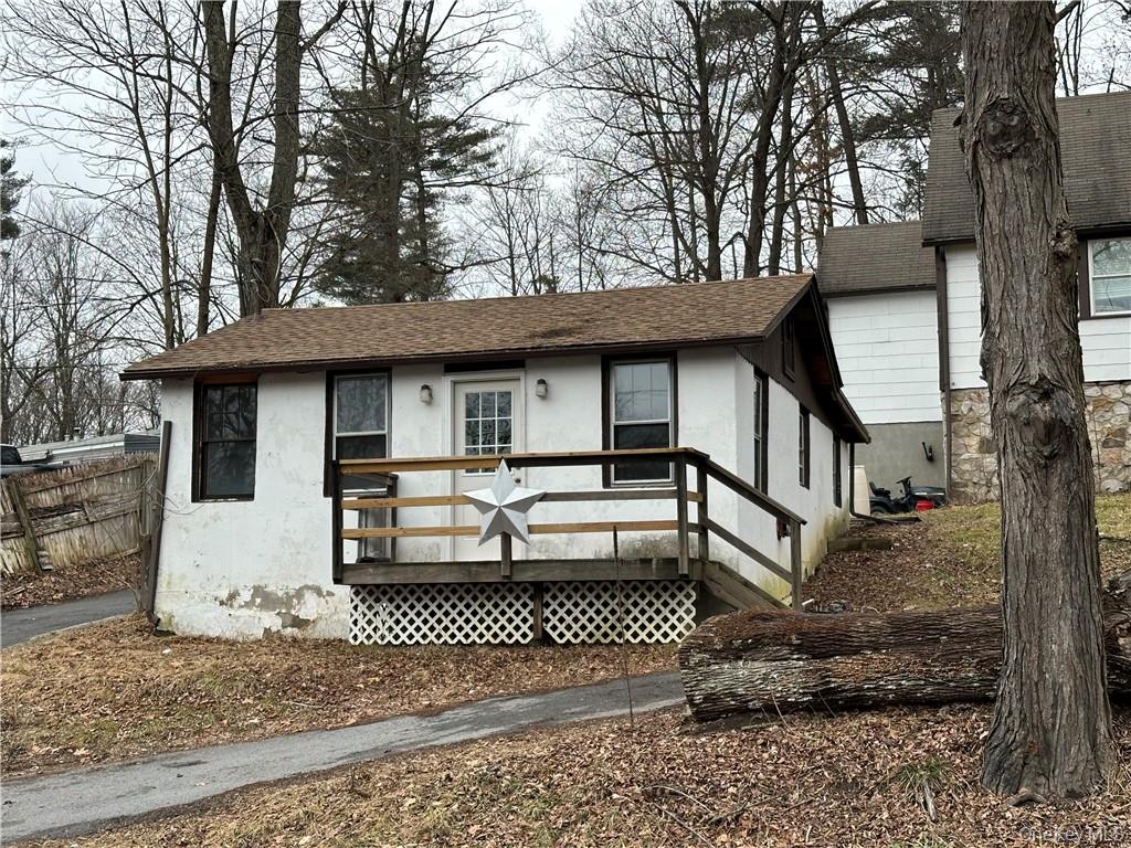 55 Burlingham Road Bloomingburg, NY 12721 - Photo 2 of 16