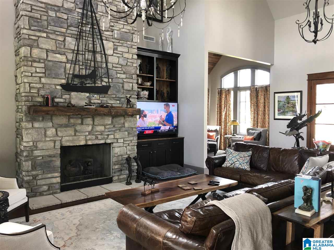 220 Viewpoint Circle Pell City, AL 35128 - Photo 4 of 50