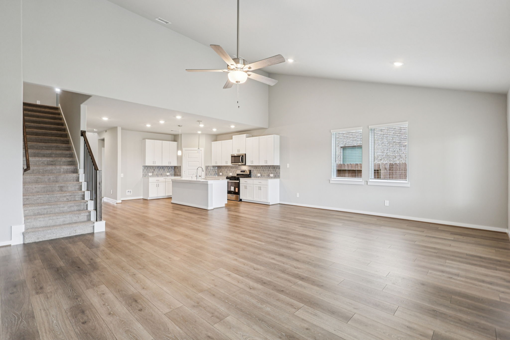 1661 Hopson Ranch Drive Conroe, TX 77301 - Photo 7 of 21 Photo is not of the actual home, but is an inspirational photo of builder’s model home and may depict options, furnishings, and/or decorator features that are not included