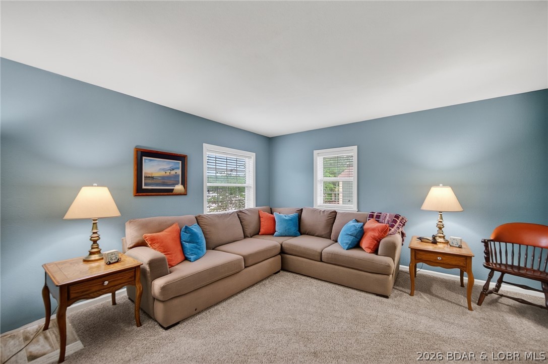 27523 Shorty Road Barnett, MO 65011 - Photo 26 of 60 Living room
