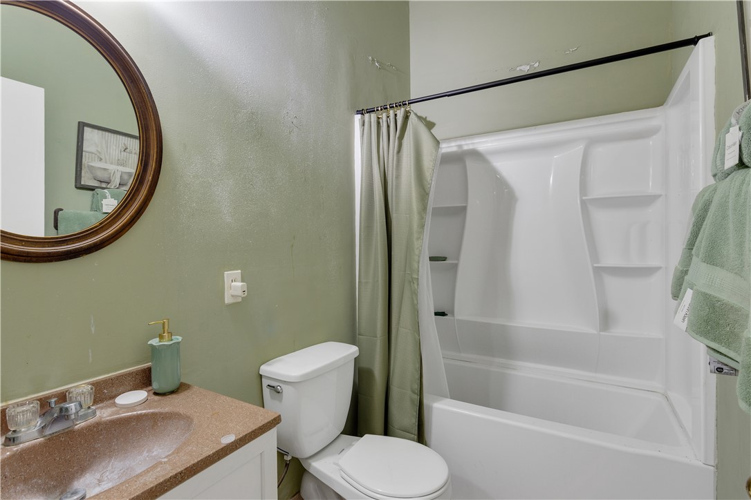 422 Del Monte Road Sebastian, FL 32958 - Photo 19 of 35 a bathroom with a sink and a mirror