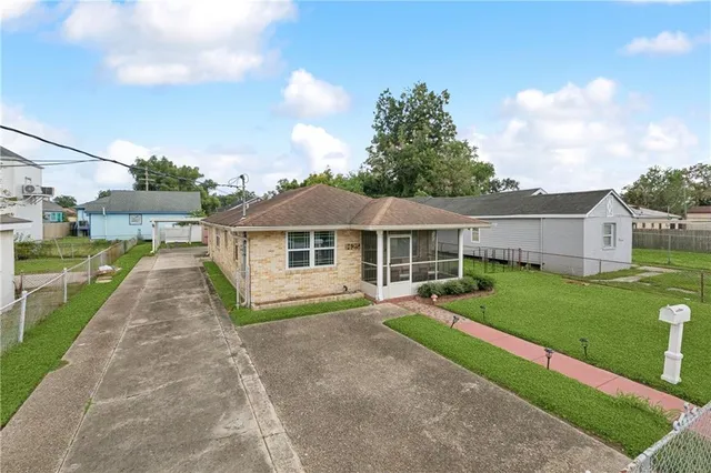 $140,900 | 1425 Reynes Street, New Orleans, LA 70117