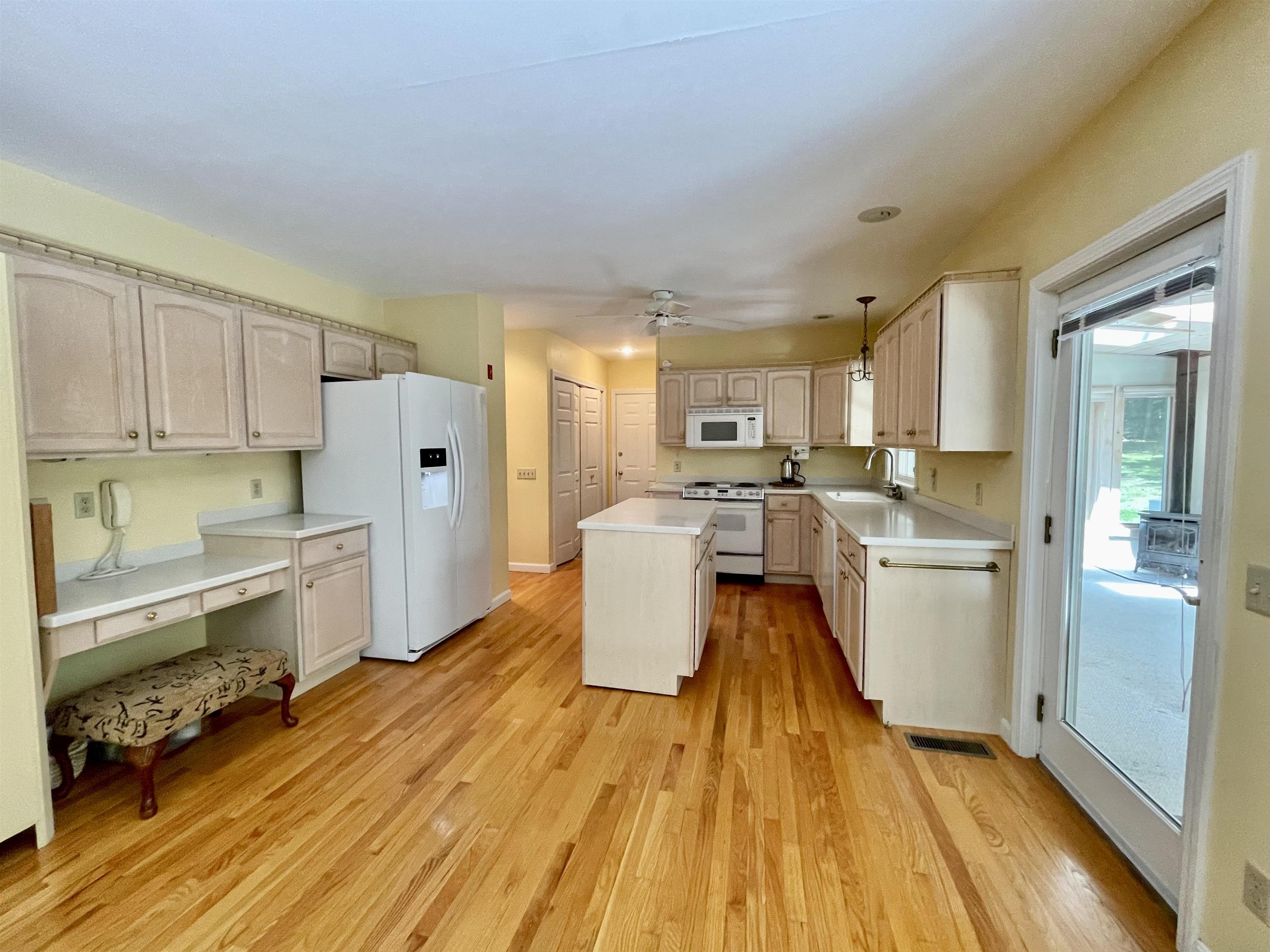 27 Hemlock Court Newfields, NH 03856 - Photo 5 of 32