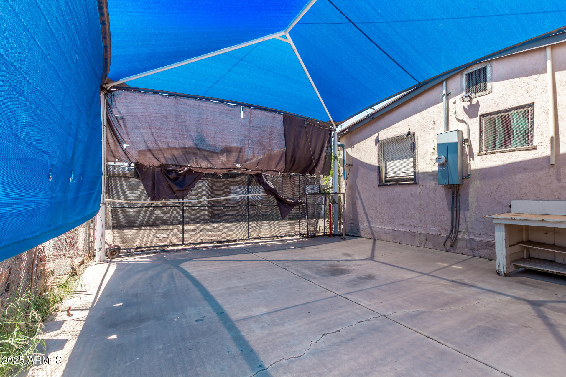 1017 East Taylor Street Phoenix, AZ 85006 - Photo 44 of 45 a view of a house with backyard and sitting area