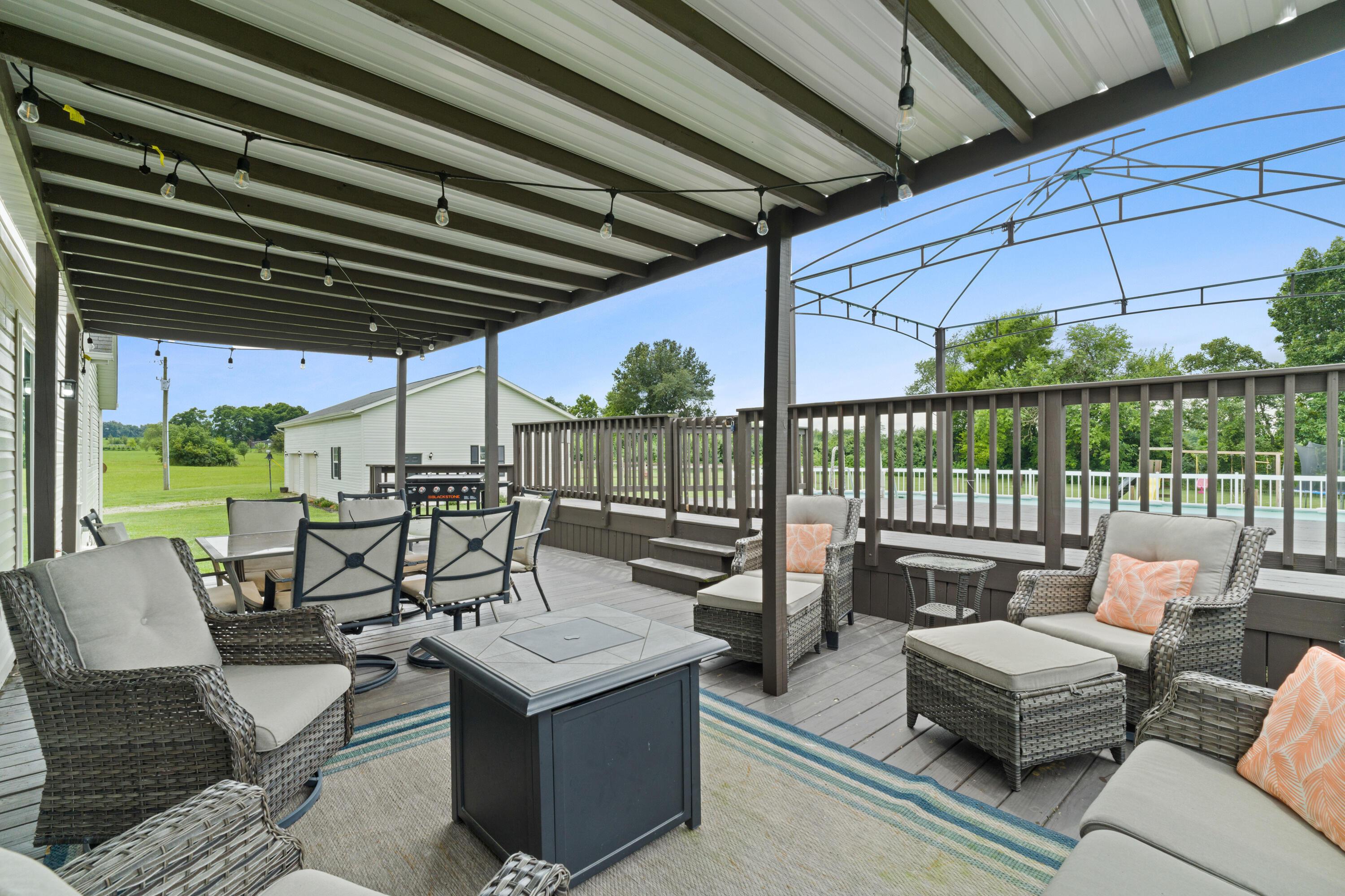 1172 Cambrian Road Cable, OH 43009 - Photo 54 of 80 Deck
