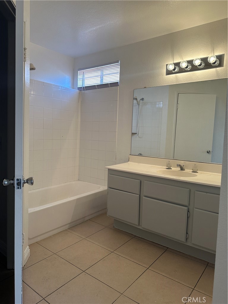 13406 Fox Run Road Victorville, CA 92392 - Photo 8 of 11