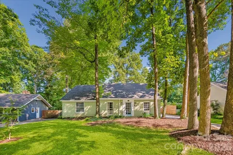 $378,000 | 1005 Pinafore Drive, Charlotte, NC 28212